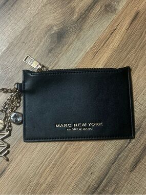 Marc New York Black Leather Zip Card Case with Gold Charm